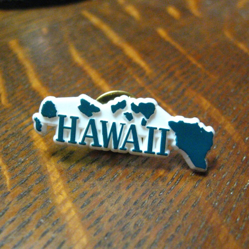 Hawaiian Islands Lapel Pin